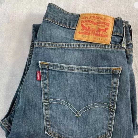 505 Levis Mens Jeans 31x32 Medium Dark Blue Straight Fit - Picture 5 of 8